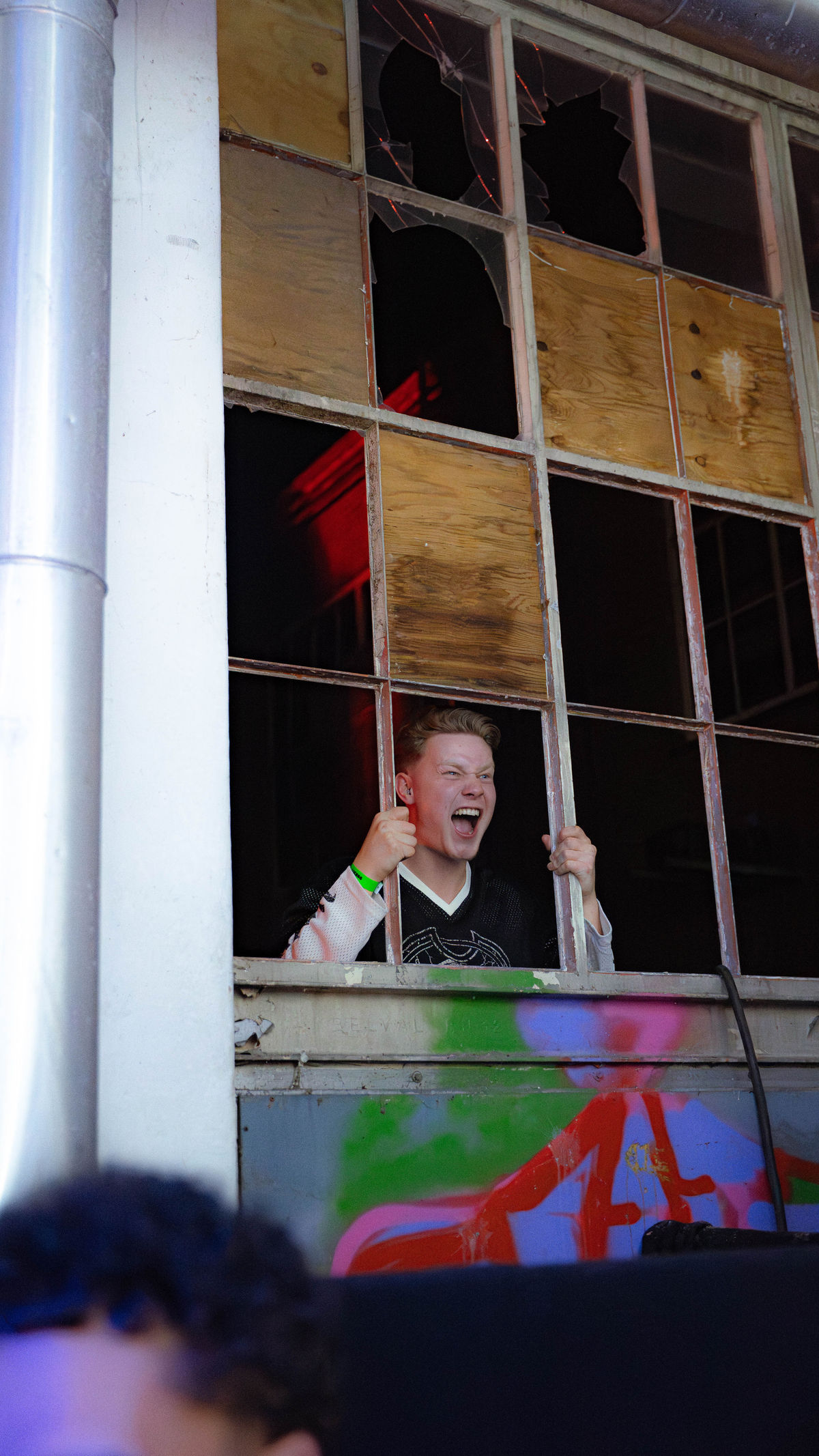 Loading... just a sec